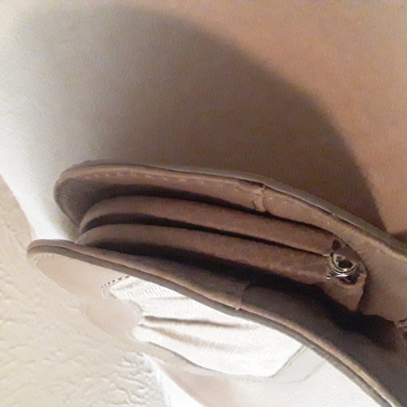 Fifty Four Fossil Clutch - Picture 11 of 11